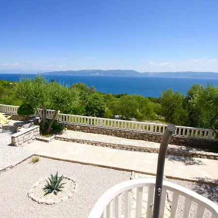 Charming Vesna Ravni Apartment