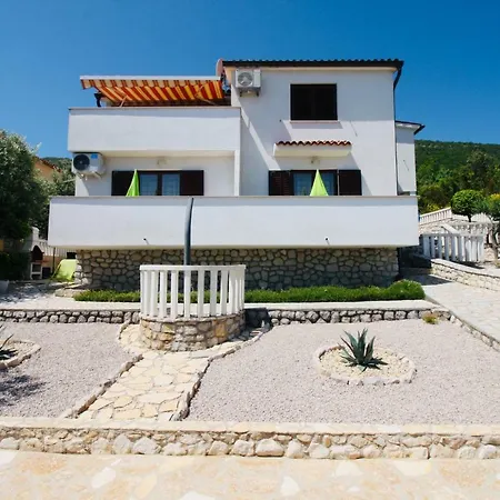 Apartment Charming Vesna Ravni