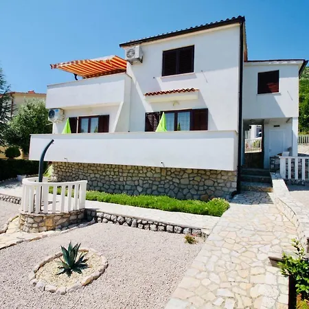 Charming Vesna Ravni * Labin (Istria)